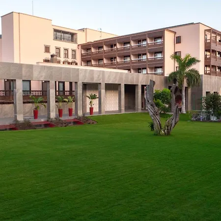 Santa Catalina, A Royal Hideaway מלון