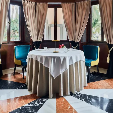 Santa Catalina, A Royal Hideaway 호텔