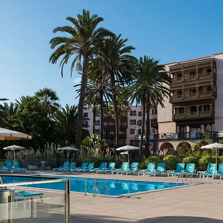 Santa Catalina, A Royal Hideaway